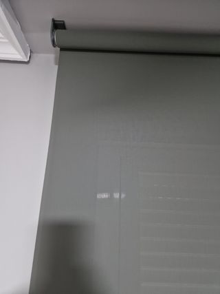 Estor gris en perfecto estado como nuevo