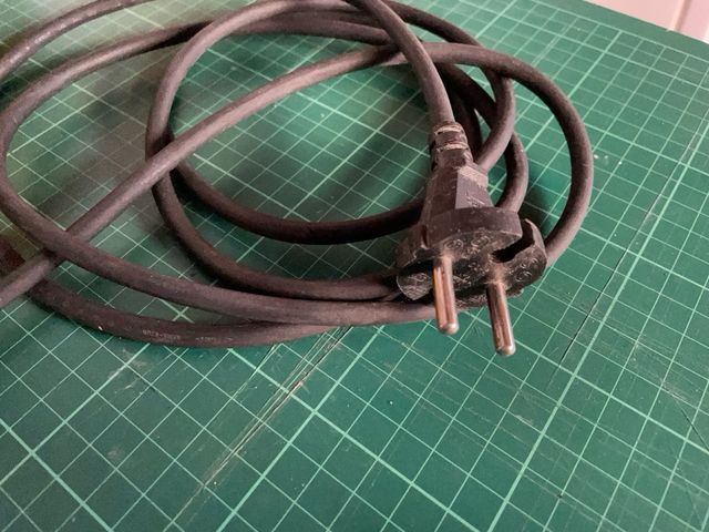 Lijadora de banda DeWalt DEWD26480