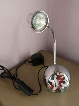 Lámpara Chico de Chamaco con reloj despertador 