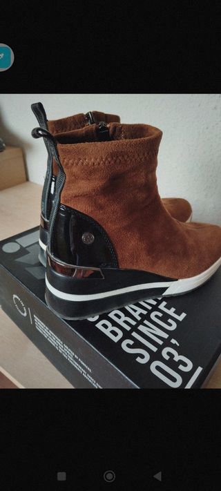 Botines Xti 