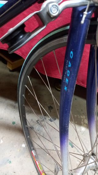 Bicicleta de Fibra de carbono CADEX ALLOY T6000