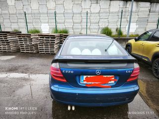 Mercedes-Benz Clase C 2005