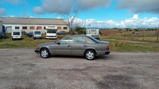 Mercedes-Benz Clase E 1993