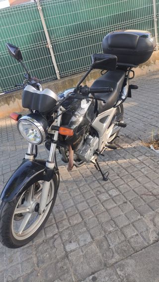 HONDA CVF 250 SOLO 28.000 KM
