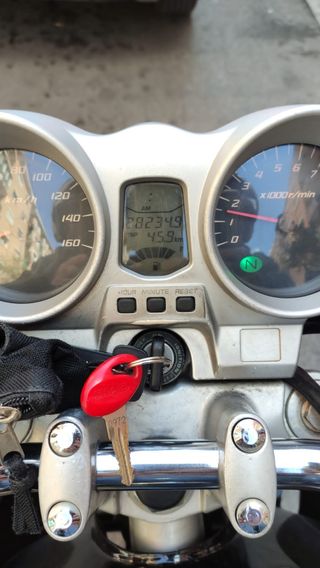 HONDA CVF 250 SOLO 28.000 KM