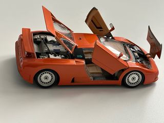 Bugatti EB110 Maqueta Naranja