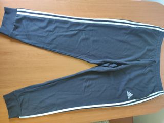 Pantalón deportivo Adidas