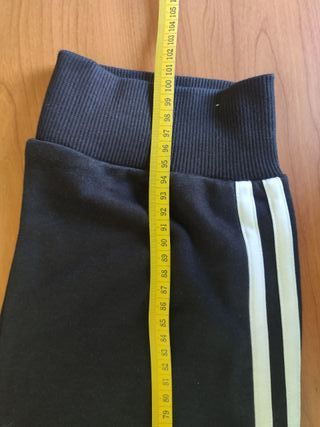 Pantalón deportivo Adidas