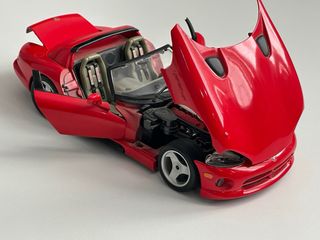 Maqueta Dodge Viper Roja