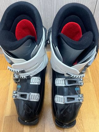 Esquís Salomon Fury + Botas + Bastones