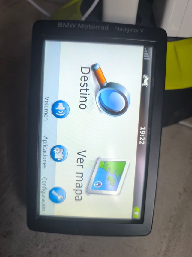 BMW Navigator V con funda y accesorios