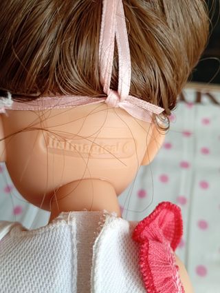 Muñeca Nicoleta Paola Reina