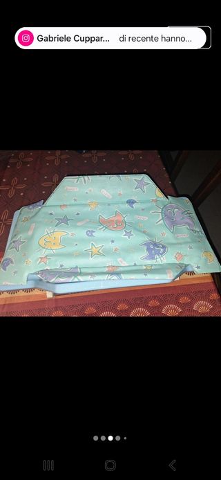 Bilancia pesa neonati