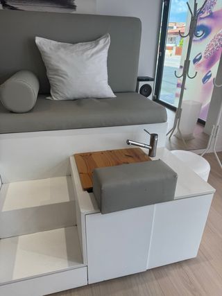 Mueble para pedicura