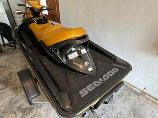 Moto de agua Sea‐Doo RXT 215 Bombardier 3 plazas