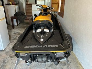 Moto de agua Sea‐Doo RXT 215 Bombardier 3 plazas
