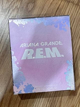 Ariana Grande REM Perfume