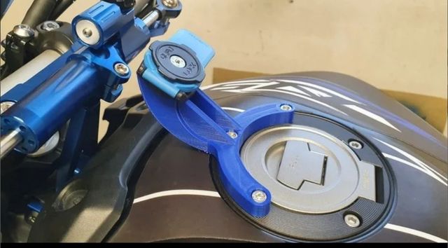 Soporte Yamaha MT-09 para móvil quadlock