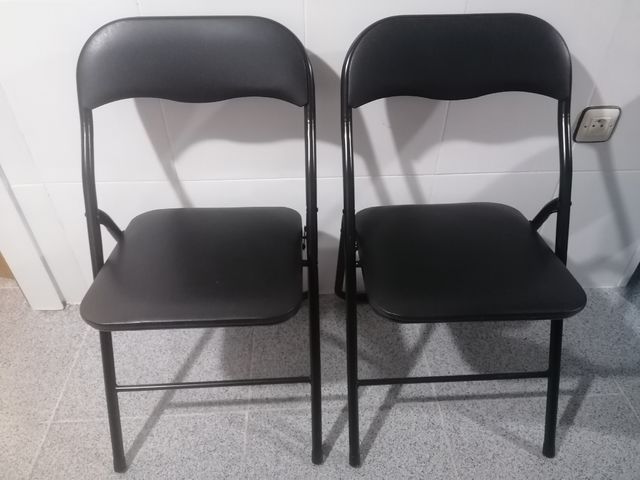 2 Sillas plegables negras