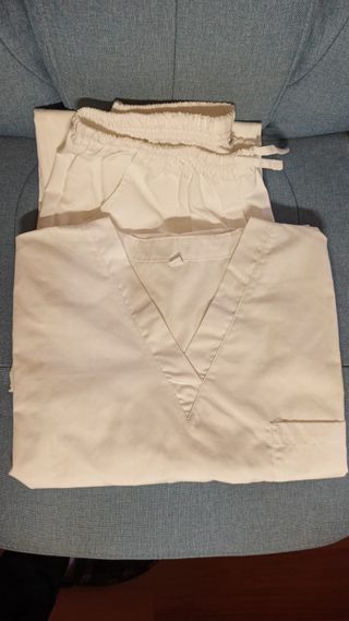 Uniforme celador blanco