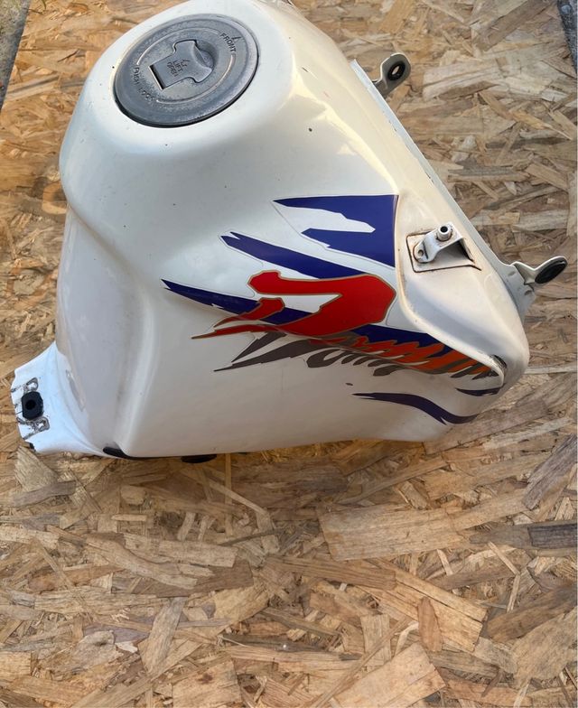 Deposito Honda NX 650 Dominator