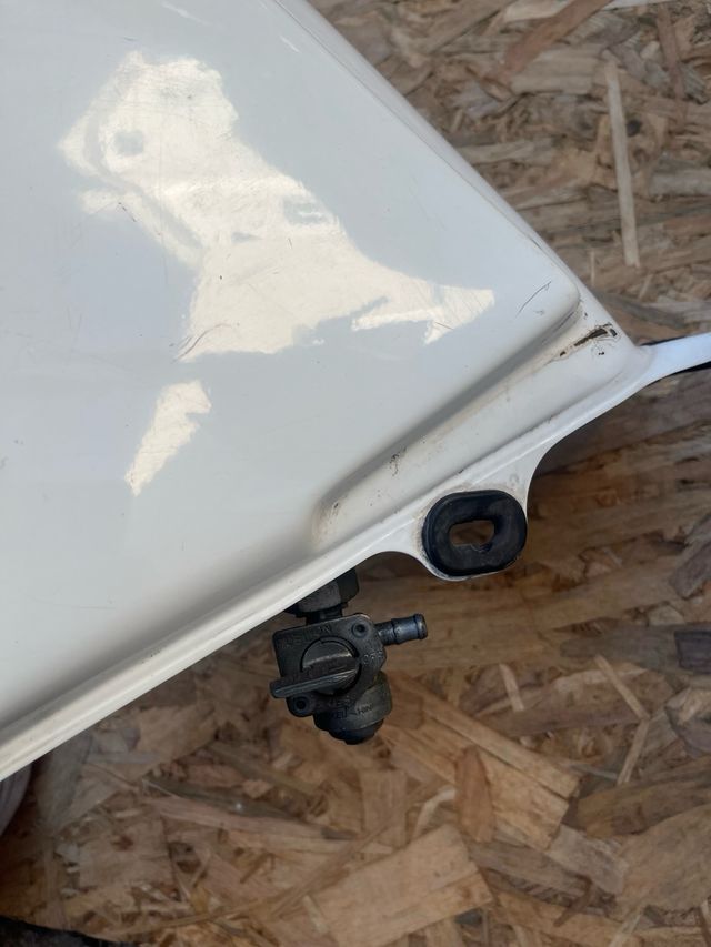 Deposito Honda NX 650 Dominator