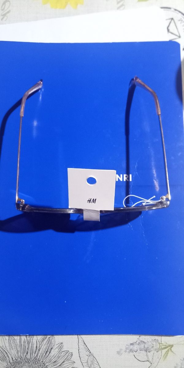 Occhiali da sole HeM semitrasparenti 