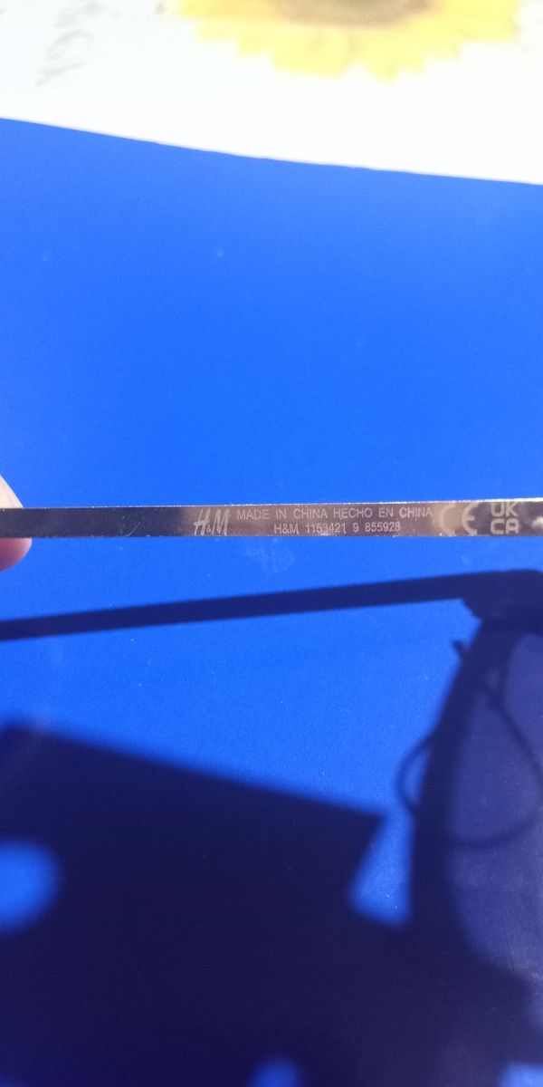 Occhiali da sole HeM semitrasparenti 