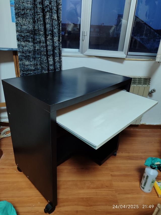 Mesa de escritorio 