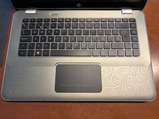 Portátil HP Envy 14 1050es beats edition