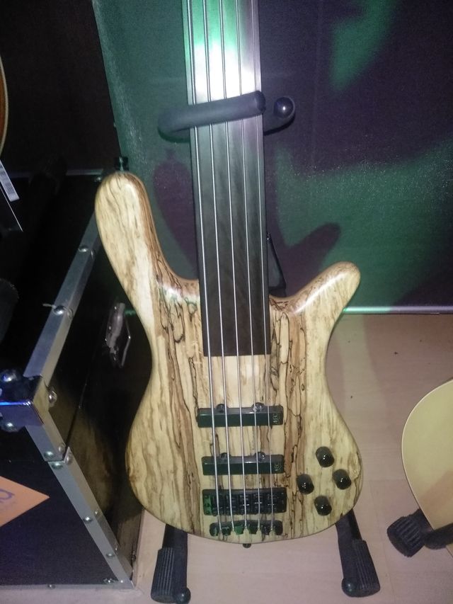Fletess Bajo Warwick Streamer lx Special edition 2