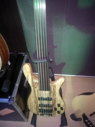 Fletess Bajo Warwick Streamer lx Special edition 2