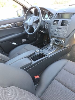 Mercedes-Benz c200 Avantg-Auto