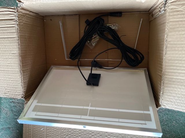 Faretti a LED solari da 200W con telecomando 