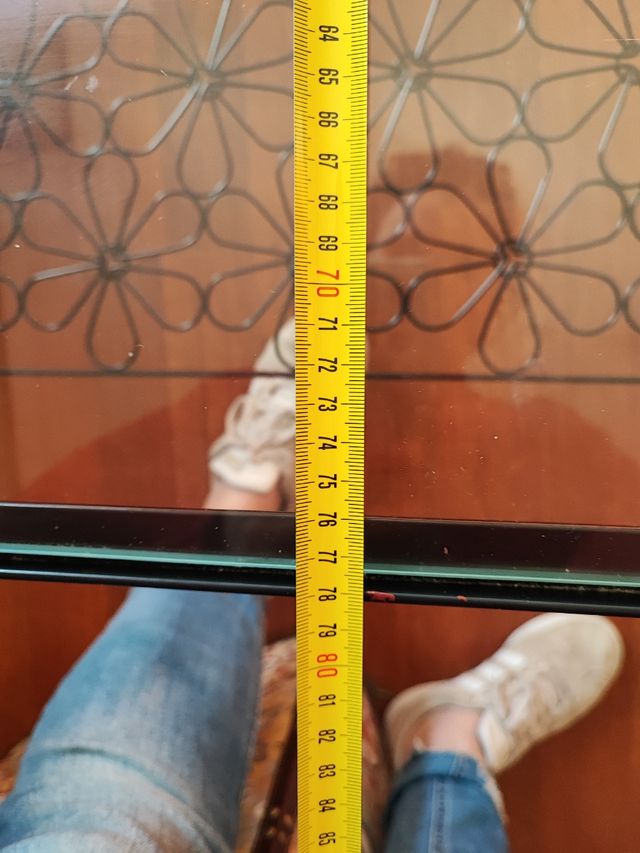 Tavolo da soggiorno con vetro