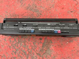 Radiocassete grabadora INTERNACIONAL