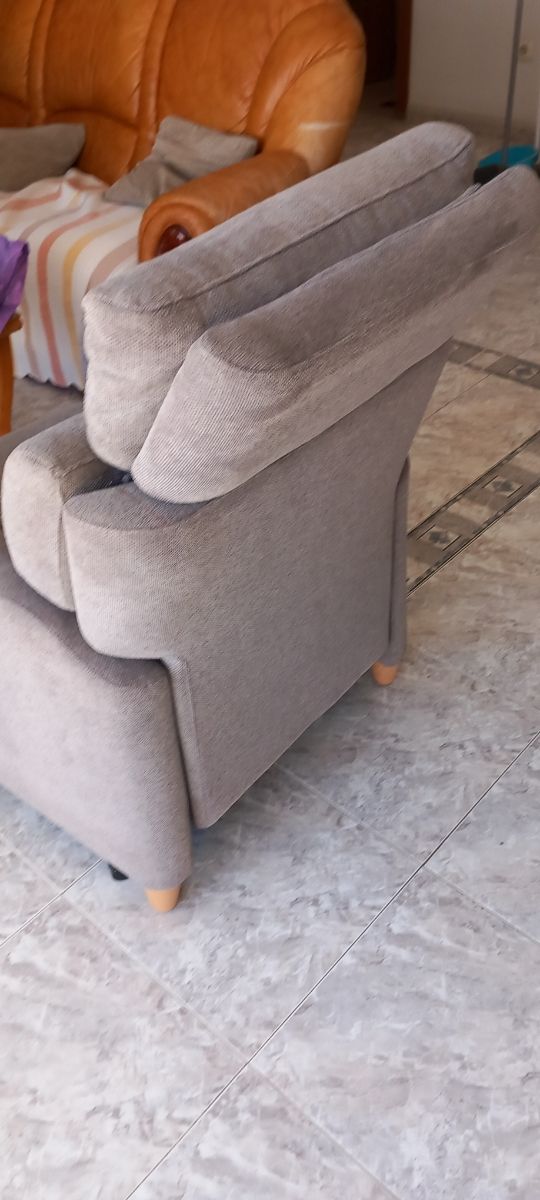 Poltrona elettrica reclinabile grigia