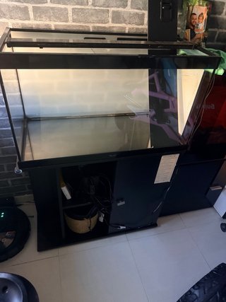 Acuario 150L con mueble