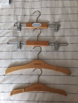 Perchas de madera ropa infantil