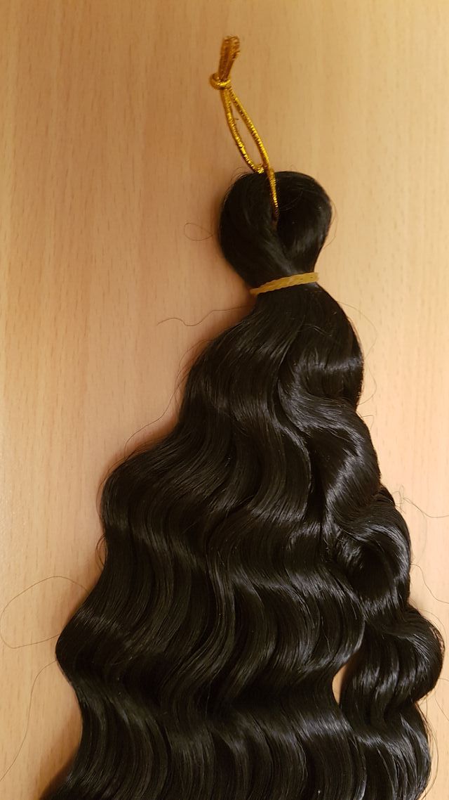 EXTENSIÓN COLETA NEGRA RIZADA SINTÉTICA