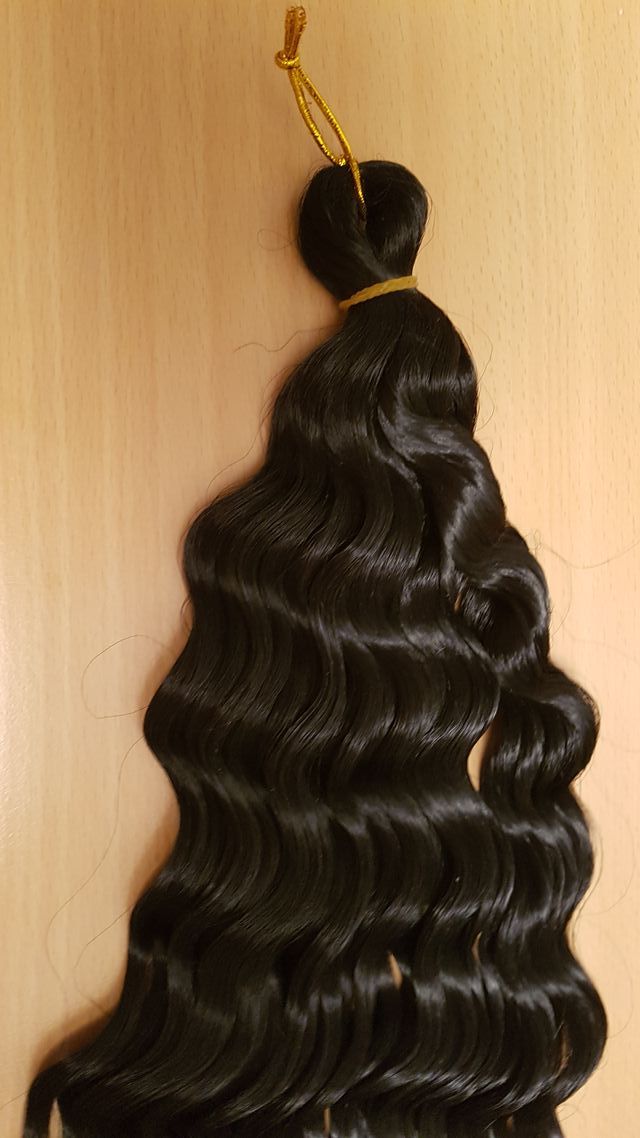 EXTENSIÓN COLETA NEGRA RIZADA SINTÉTICA