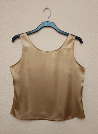 Top dorado con textura metálica y muy suave