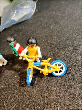 Playmobil niños y bicis geobra 1981