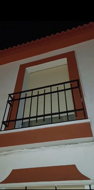 Pintura Almodóvar pidan presupuesto sin compromiso