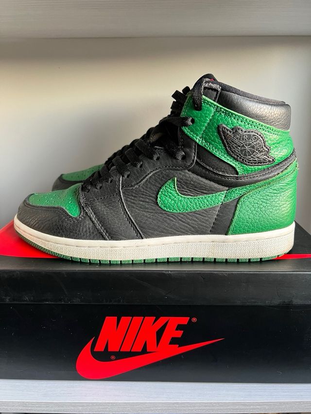Nike air Jordan 1 High “Pine Green”
