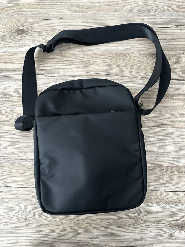 Borsa a tracolla piccola nera