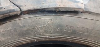 Taurus 360/70-R24