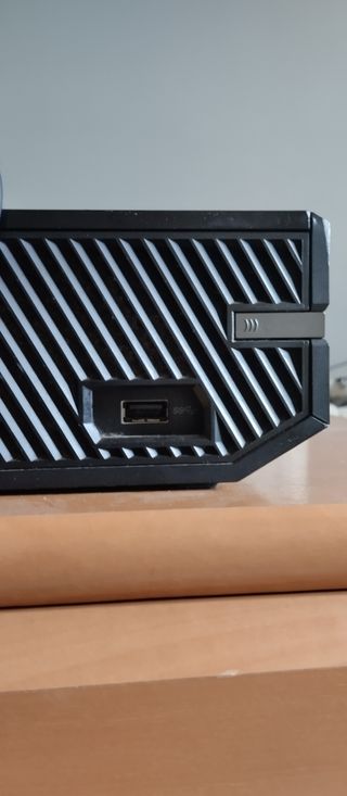 Xbox One black