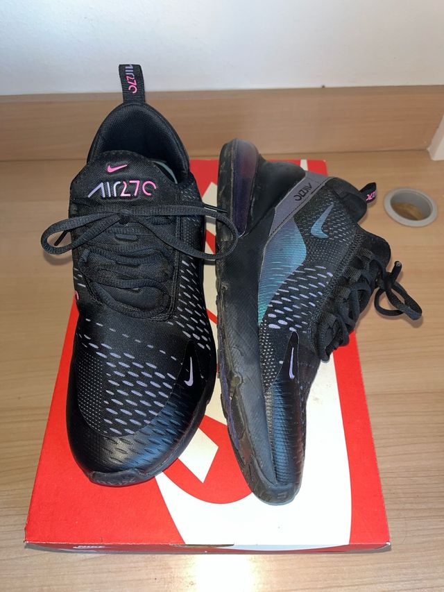 Nike Air Max 270 - Negras/Gasolina