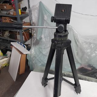 Trípode Bilora Profilo - Excelente estado